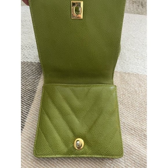 Chanel Belt Bag - Picture 8 of 12